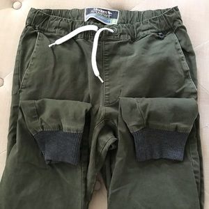 Modern Amusement army green joggers